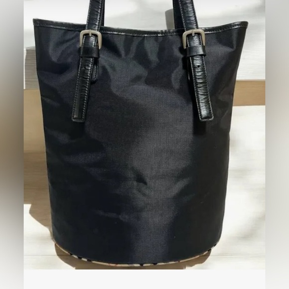 Navy, Burberry Blue Label, Vintage Bucket Bag/Tote, Very Good Condition - Picture 3 of 4